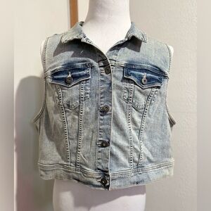 Women’s TORRID Blue Medium Wash Sleeveless Denim Jean Button Up Vest Size 3X NWT
